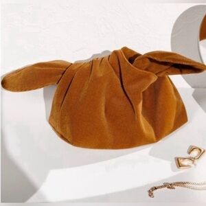 MERIT Corduroy Beauty Bag In Mustard Brown